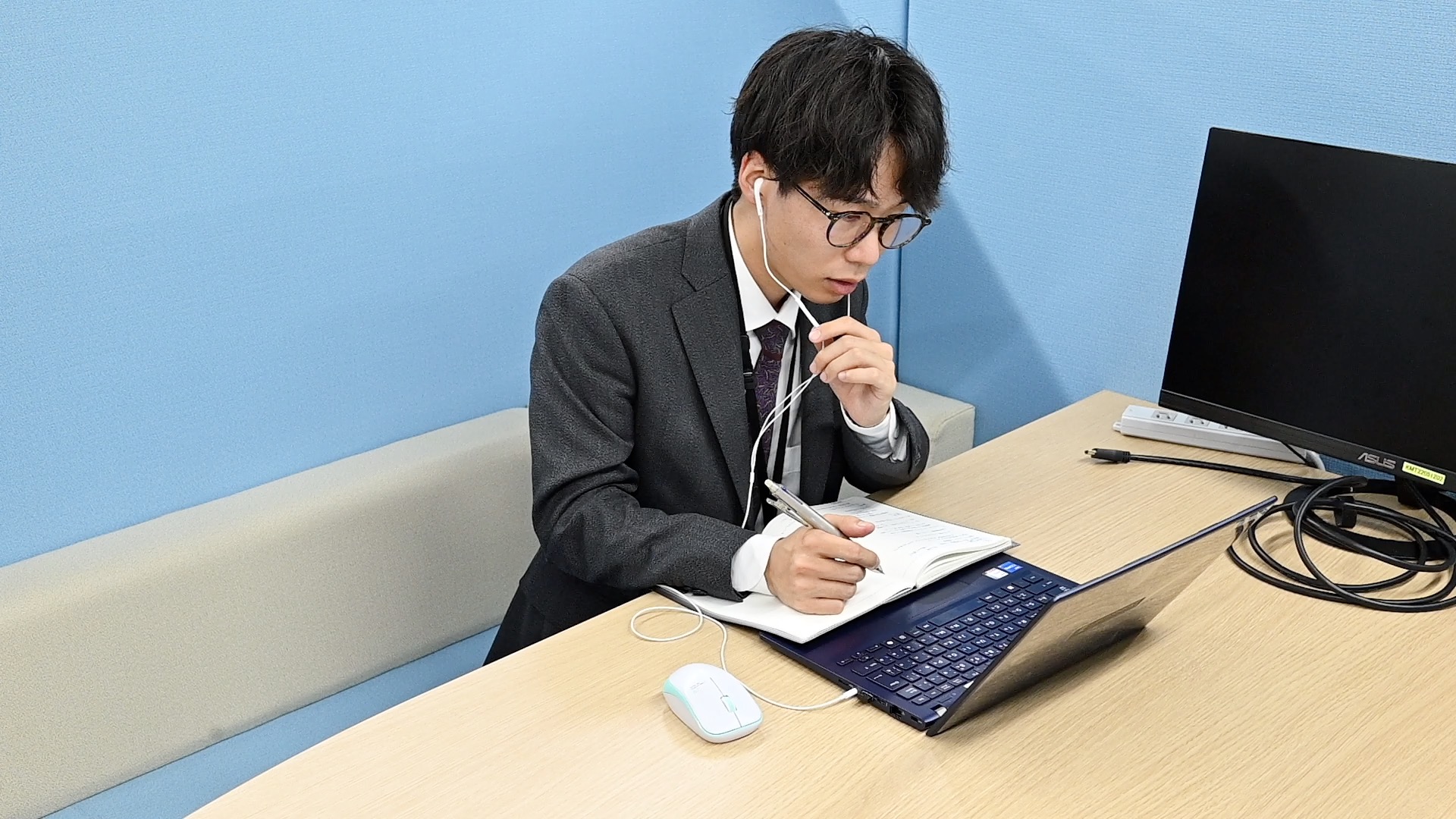 社員インタビュー
